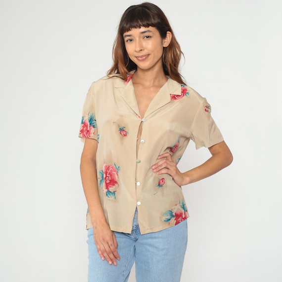 Silk Floral Blouse 90s  Beige Rose Print Short Sleeve Button Front Vintage Minimalist Top Summer Cottagecore Shirt Medium M 10