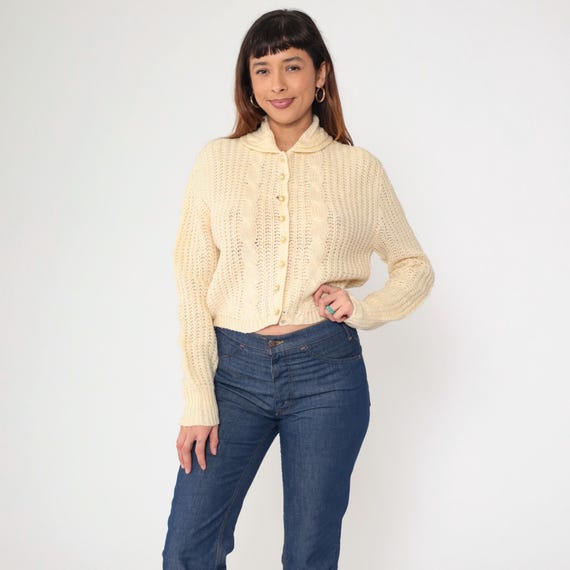 Vintage Cream Cable Knit Cardigan 70s Cropped Sweater Grandma Cableknit Pearl Button Up Bohemian 1970s Preppy Boho Medium M