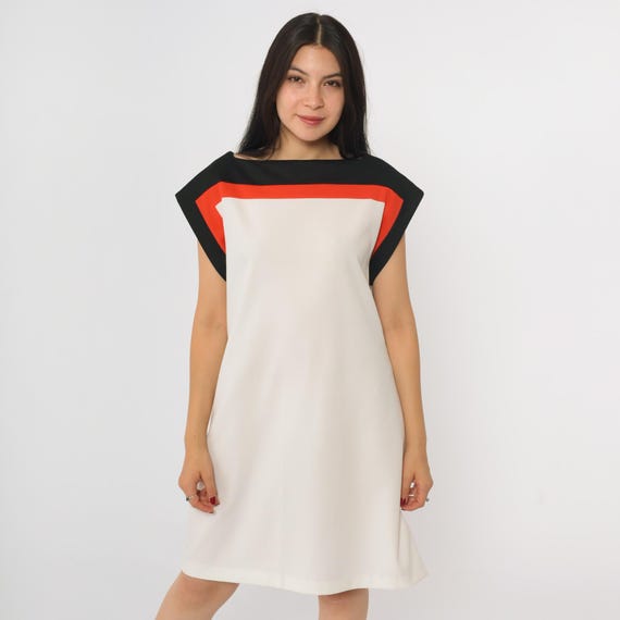 70s Mod Striped Shift Dress White Mini Retro 60s Mod Red Black Cap Sleeve Minidress Casual Vintage 1970s Color Block Medium Large