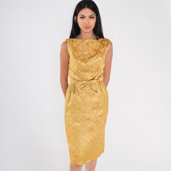 Gold Brocade Dress 60s Party Dress Metallic Mod Mini Floral Cocktail Low Back Bow High Waist Sleeveless Formal Sheath Vintage extra small xs