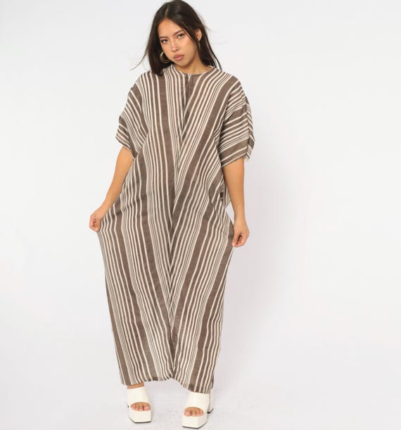 70s Striped Kaftan Maxi Dress Brown White Mocha Short Sleeve Caftan Loose Keyhole Back Lounge Beach Cover Up Bohemian Hippie Vintage Small S