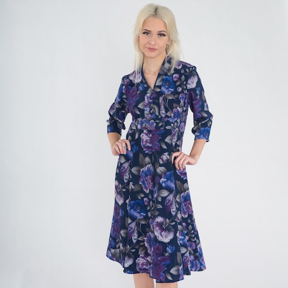 Purple Rose Dress 70s Floral Midi Dress Navy Blue Knee Length Secretary Button up Empire Waist 3/4 Sleeve Flower Print Vintage 1970s Small S