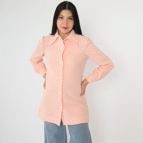 70s Pink Geometric Shirt Vintage Textured Diamond Print Blouse Dagger Collar Button Up Saks Fifth Avenue Long Sleeve Disco 1970s Small S
