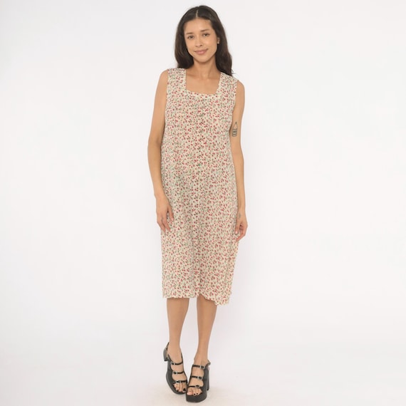 70s Ditsy Floral Shift Dress Cream Red Sleeveless Pleated Knee Length Sundress Summer Cottage Core Prairie Calico Print Vintage Medium M