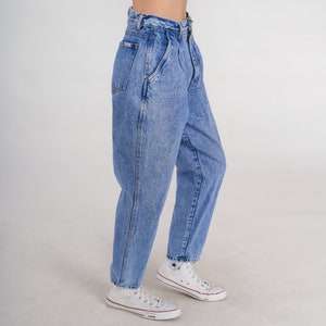 Pleated Mom Jeans 90s Tapered Jeans High Waisted Rise Denim Pants Retro Streetwear Blue Paper Bag Jeans Vintage 1990s Bill Blass Small S 28
