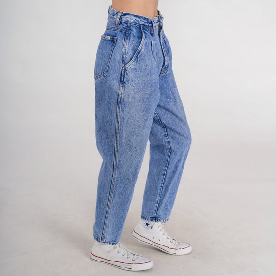 Pleated Mom Jeans 90s Tapered Jeans High Waisted Rise Denim Pants Retro Streetwear Blue Paper Bag Jeans Vintage 1990s Bill Blass Small S 28