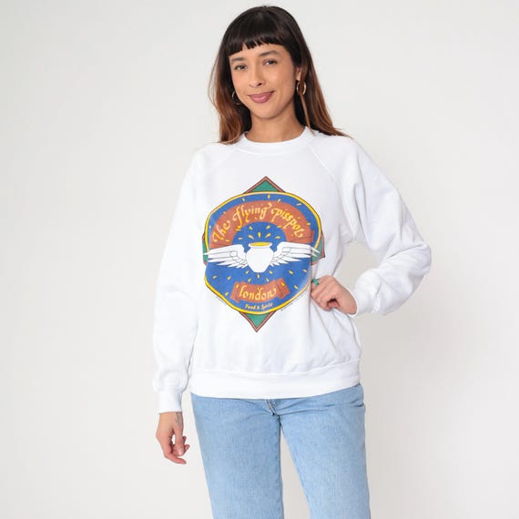 Vintage Flying Pisspot Sweatshirt 80s 90s London Pub Graphic White Funny Novelty Crewneck Joke Shirt 1980s Made USA Raglan Sleeve Medium M