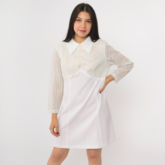 Vintage White Lace Mini Dress 60s 70s Mod Babydoll Dress Retro Empire Waist A Line Dress Long Lace Sleeve Girly Preppy Party Boho Medium M