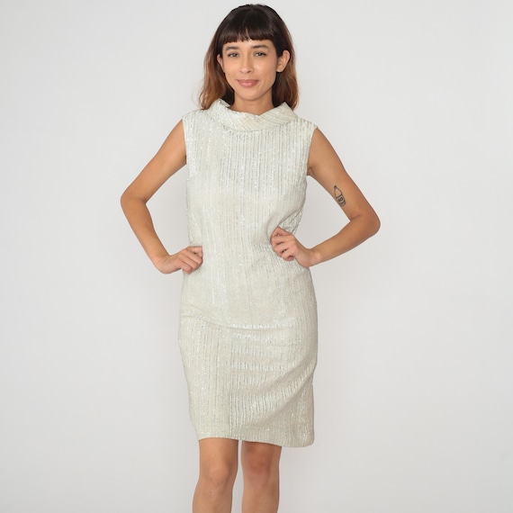 70s Metallic Dress Cream Silver Sleeveless Collar Disco Party Vintage Shimmery Cocktail Evening Chic Mod Gogo Twiggy Night Out Small S