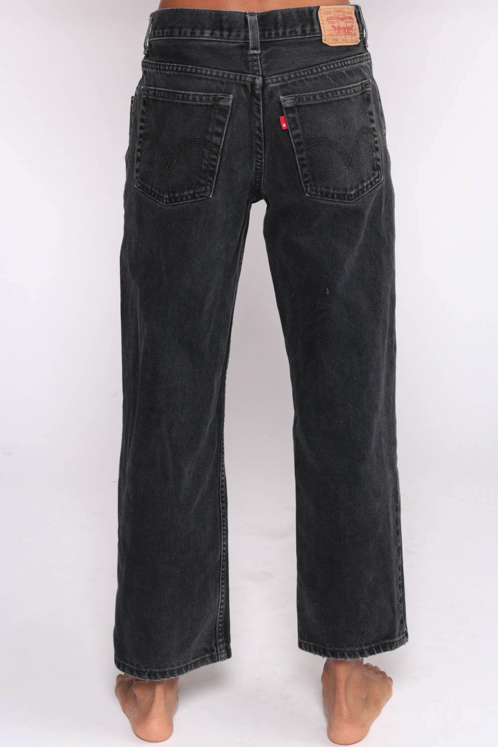 levis high waisted mom jean