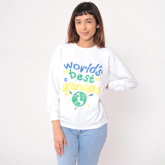 World's Best Grandpa Sweatshirt 90s White Cotton Earth Globe Graphic Pullover Vintage Crew Neck Long Sleeve Text Print Grandpacore Large L