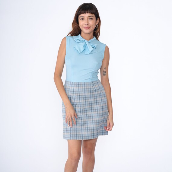 70s Mini Dress Plaid Ascot Bow Dress 60s Mod Baby… - image 3