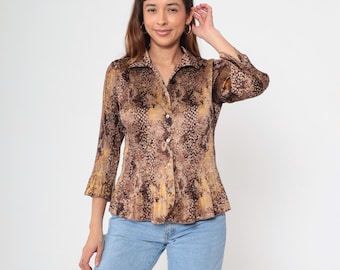 Blusa con stampa serpente Y2K, stampa pitone marrone, bottoni sul davanti, maniche a campana, camicetta vintage anni 2000 con stampa animalier, stile statement, in poliestere, massimalista, taglia S