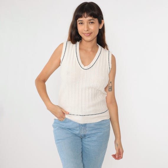 70s Sweater Vest White Ribbed Knit Tennis Tank Top Sleeveless Pullover Sweater Ringer V Neck Preppy Knitwear Plain Vintage 1970s Small