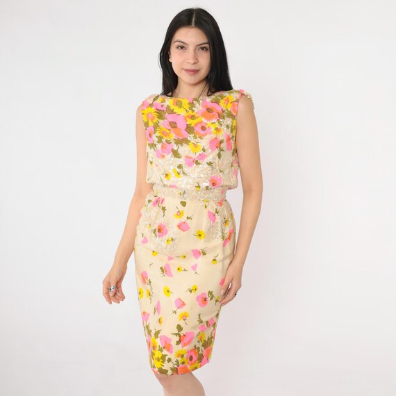 Vintage 60s Floral Sequin Dress Sleeveless Fitted Wiggle Silky Rayon Garden Party Cream Pink Yellow Print 1960s Cocktail Extra Small xs Vintage 60s Floral Sequin Dress Sleeveless Fitted Wiggle Silky Rayon Garden Party Cream Pink Yellow Print 1960s Cocktail Extra Small xs