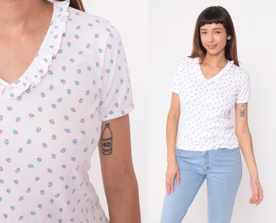 Sailboat Print Top 80s White Cotton Peter Pan Ruffle Collar Short Sleeve Blouse Nautical Blue Pink Purple Summer Vintage Preppy Top Medium M