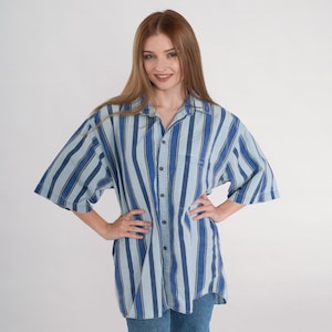 Camicia a righe con bottoni, stile anni &#39;90, camicia Oxford con colletto blu, retrò, manica corta, stile preppy, tasca, stile boyfriend, cotone, vintage, anni &#39;90, Sostanza, uomo, taglia L