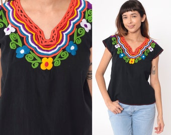 Mexican Floral Blouse 90s Black Embroidered Top Peasant Hippie Short Sleeve Shirt Summer Boho Festival Vintage 1990s Medium