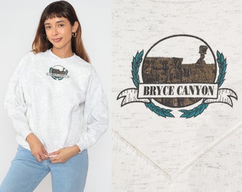 Bryce Canyon Sweatshirt 90s National Park Sweatshirt Utah Graphic Shirt Raglan Sweater Heather White V Neck Souvenir Vintage 1990s Medium M