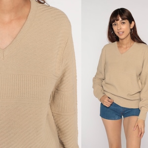 Beige Sweater 80s V Neck Textured Knit Sweater Slouchy Preppy Tan Pullover Jumper 90s Vintage Retro Nerd Plain Normcore Medium