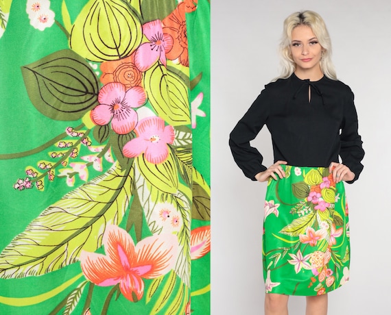 70s Floral Dress Black Green Knee Length Midi Dress Long Balloon Sleeve Keyhole Secretary Flower Print Vintage 1970s Bleeker Street Medium