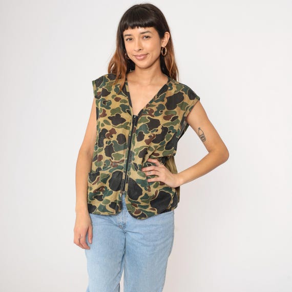 Vintage 70s Camo Hunting Vest Saftbak Zip Up Front Sleeveless Outdoor Utility Game Pocket Workwear Retro Olive Green 1970s Medium Large