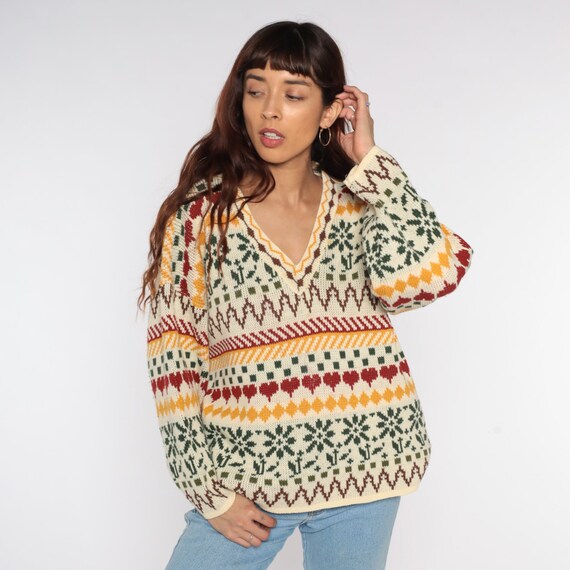 Cream Geometric Sweater 80s Knit Slouchy Grandma Pullover V Neck Fair Isle Snowflakes Hearts Diamonds Red Green Yellow Retro Vintage Large L