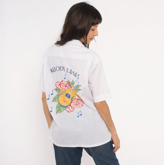 Melody Lanes Bowling Shirt 2000s Embroidered Palm Tree Guitar Tropical Hawaiian Camp Collar White Ukulele Music Island Vacation Top Medium M