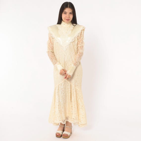 80s Lace Dress Jessica Mclintock Cream Satin Bib High Neck Victorian Prairie Sheer Floral Mermaid Hem Wedding Gown Romantic Vintage Medium M