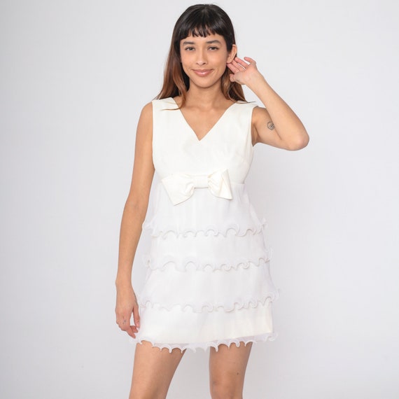 60s Mini Dress White Pleated Ruffle Cocktail Party Dress Flounce Prom 1960s Mod Empire Waist V Neck Sixties Vintage Formal Mad Men Small