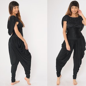 Macacão vintage preto com glitter harém anos 80, roupa para festa discoteca, ombro drapeado, cintura alta, franzido, glam, retrô, anos 80, enfeitado, pequeno 4