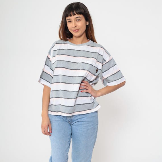 90s Striped Tee Grey White Pink Pastel Charcoal Relaxed Fit  Crew Neck Horizontal Stripes Casual T Shirt Top Minimalist Vintage Medium M