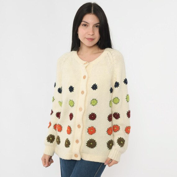 Vintage 70s Floral Embroidered Sweater Cream Cardigan Knit Bohemian Wooden Button Up 1970s Grandma Style Hippie Boho Sweater Large L