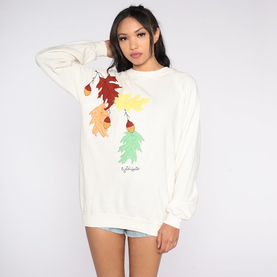 Leaves & Acorns Sweatshirt 90s Autumn Oak Leaf Sweatshirt Retro Fall Print Crewneck Pullover Sweater Boho Cream Raglan Vintage 1990s Large