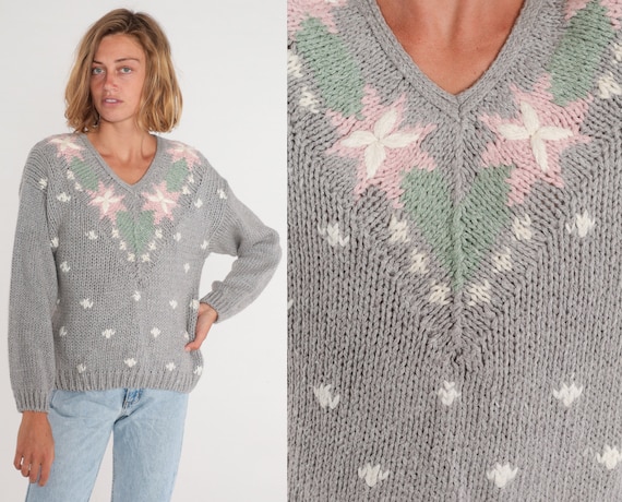Grey Floral Sweater 90s Pullover Knit Sweater V Neck Pink Flower Print Jumper Retro V-Neck Slouchy Grandma Ramie Acrylic Vintage 1990s Large