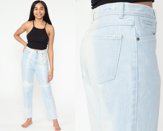 Bleach vintage store mom jeans