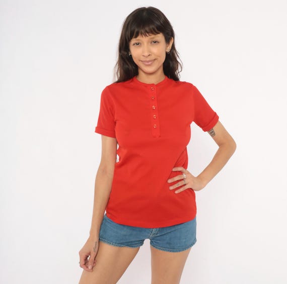 70s Red Henley Top Button Front Cuffed Short Sleeve Fitted Blouse Snap Shoulder Detail Shirt Preppy Collegiate Tee Vintage Women Small S