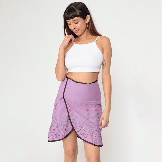 Embroidered Floral Mini Skirt Y2K Lavender Boho Skirt Tulip Hem Pencil Skirt Hippie 00s Vintage Purple Festival High Waisted Small 3