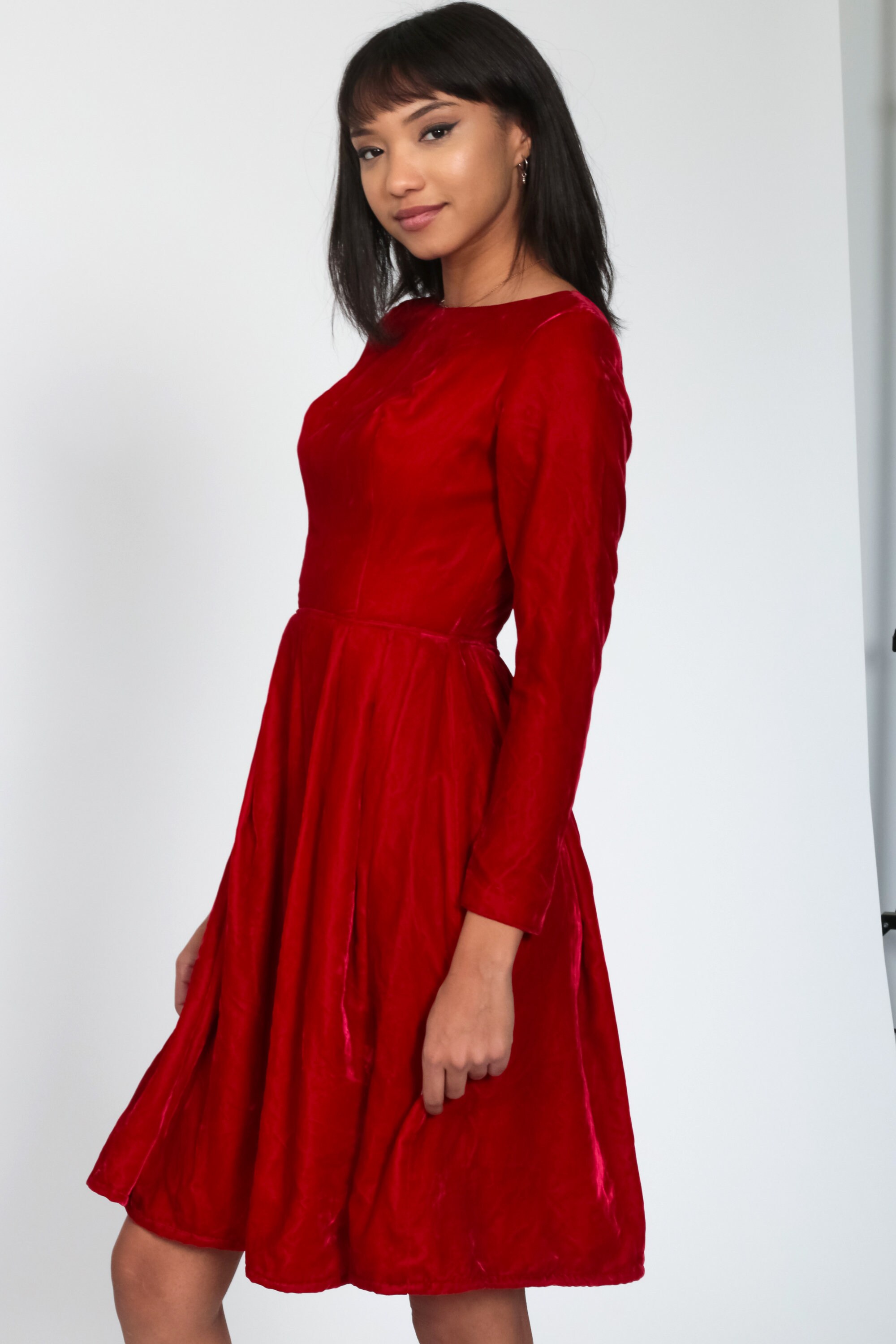 cocktail and party long sleeve velvet dress