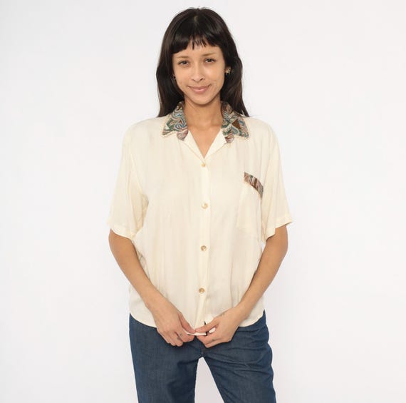 Paisley Collar Blouse 90s Cream Short Sleeve Shirt Lace Trim Pocket Top Off White Camp Cottage Prairie V Neck Relaxed Fit Vintage Medium M