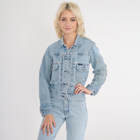 Guess Denim Jacket Y2K Distressed Jean Jacket Button up Cropped Jacket Retro Basic Biker Trucker Blue Plain Streetwear Vintage 00s Medium M