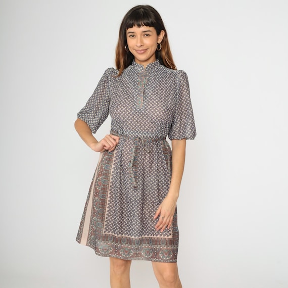80s Pleated Paisley Dress Vintage Boho Semi-Sheer Midi Dress Short Puff Sleeve Dress Bohemian Mandarin Collar High Waist 1980s Medium M