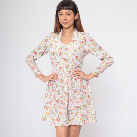 White Floral Mini Dress 90s Button Up Day Dress Retro Long Sleeve Ditsy Flower Print Minidress Summer Hippie Grunge Vintage 1990s Medium M