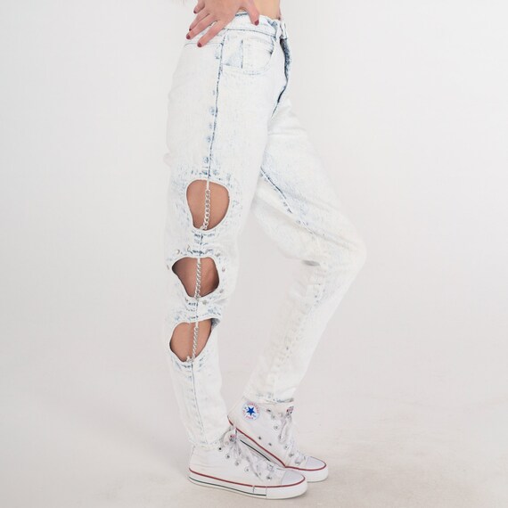 Cutout Jeans Pale White-Blue Skinny Rocker Jeans Chain Cut Out High Waisted Denim Pants Tapered Slim Stone Wash Festival Vintage 1990s XS 24