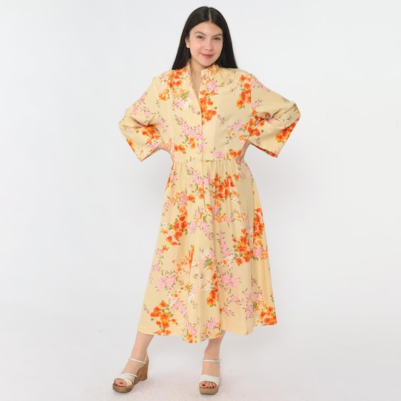 70s Hilo Hattie Floral Dress Cream Hawaiian Midi Dress Vintage Long Wide Sleeve Boho Button Up 1970s High Waisted Bohemian 1970s Large L