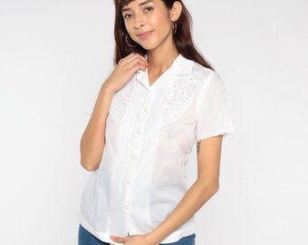 Weiße Bestickte Bluse 80er Boho Top FLORAL Eyelet Button Up Shirt Kurzarm Hippie Hippie 1980er Vintage Boho Cottagecore Bluse Small S
