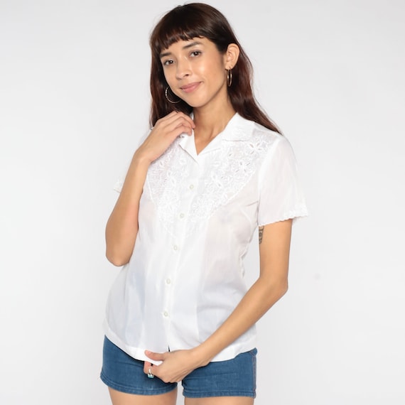 White Embroidered Blouse 80s Boho Top FLORAL Eyelet Button Up Shirt Short Sleeve Hippie 1980s Vintage Bohemian Cottagecore Blouse Small S