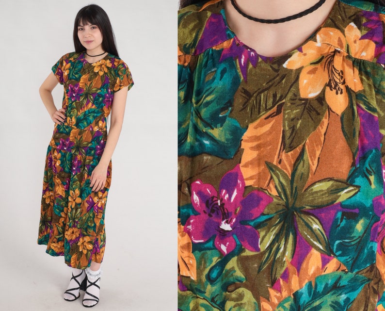 Robe fleurie tropicale des années 90, robe mi-longue taille basse à manches courtes Hibiscus fleur feuille imprimé violet vert jaune vintage des années 1990 Medium 8 image 1