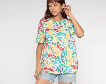 Multicolor Floral T-Shirt 90s White Rainbow Watercolor Flowers Daisy Print Vintage Tee Relaxed Short Sleeve Summer Lightweight Large L