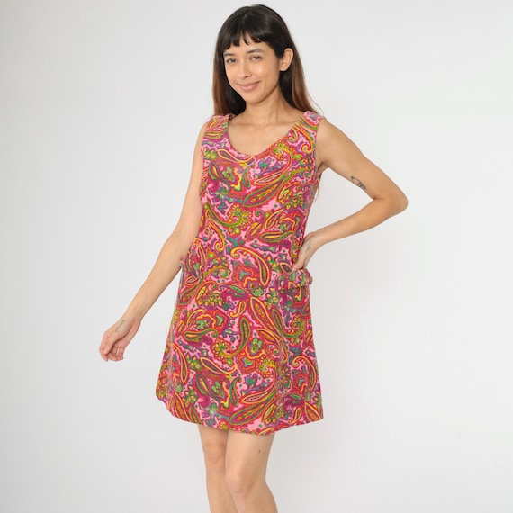 Vintage 60s Psychedelic Corduroy Dress Pink Paisley Mod Mini Sleeveless Shift 1960s Boho Hippie Scoop Neck Retro Vibrant Print Small S